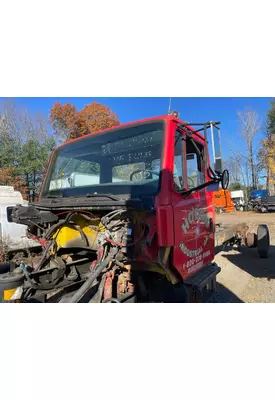 FREIGHTLINER FL70 Cab