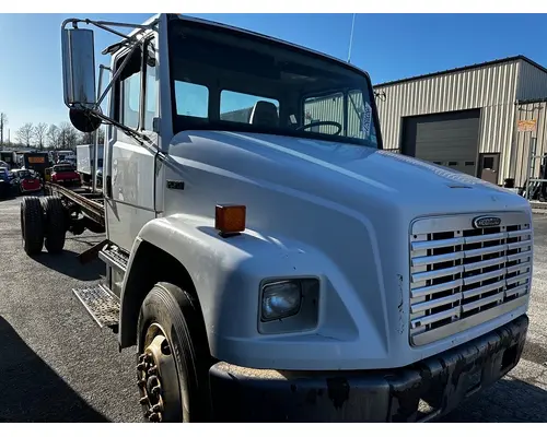 FREIGHTLINER FL70 Cab