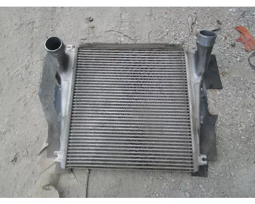 FREIGHTLINER FL70 Charge Air Cooler (ATAAC)