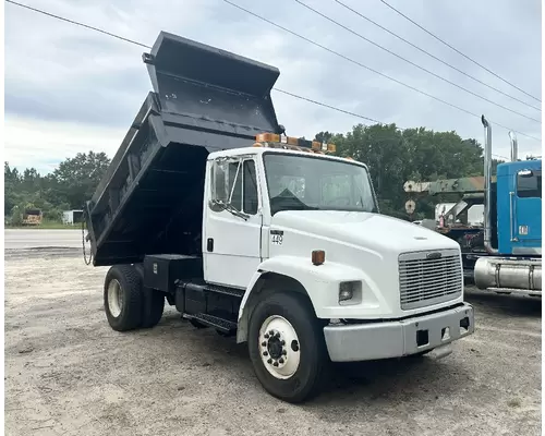 FREIGHTLINER FL70 Complete Vehicle