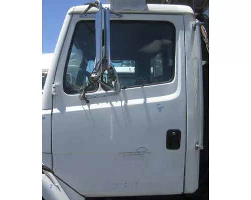 FREIGHTLINER FL70 DOOR ASSEMBLY, FRONT