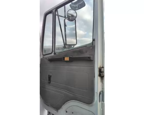 FREIGHTLINER FL70 DOOR ASSEMBLY, FRONT