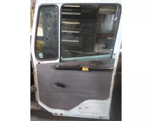 FREIGHTLINER FL70 DOOR ASSEMBLY, FRONT