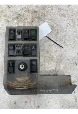FREIGHTLINER FL70 Dash / Console Switch