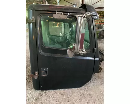 FREIGHTLINER FL70 Door Assembly, Front