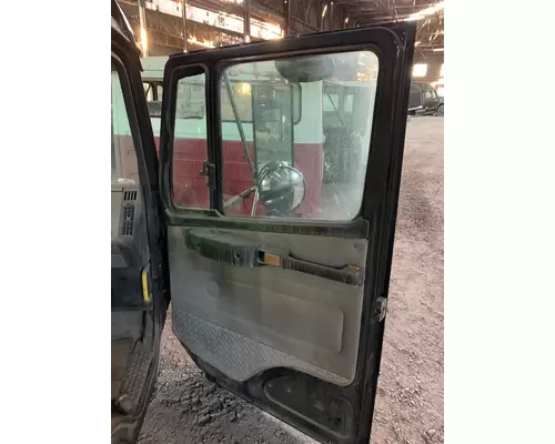 FREIGHTLINER FL70 Door Assembly, Front