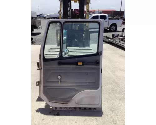 FREIGHTLINER FL70 Door Assembly, Front