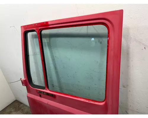 FREIGHTLINER FL70 Door Assembly, Front