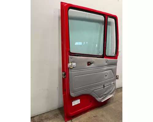 FREIGHTLINER FL70 Door Assembly, Front