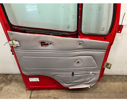 FREIGHTLINER FL70 Door Assembly, Front