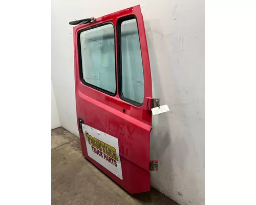 FREIGHTLINER FL70 Door Assembly, Front