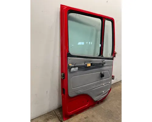 FREIGHTLINER FL70 Door Assembly, Front