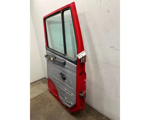 FREIGHTLINER FL70 Door Assembly, Front