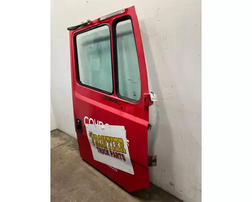 FREIGHTLINER FL70 Door Assembly, Front