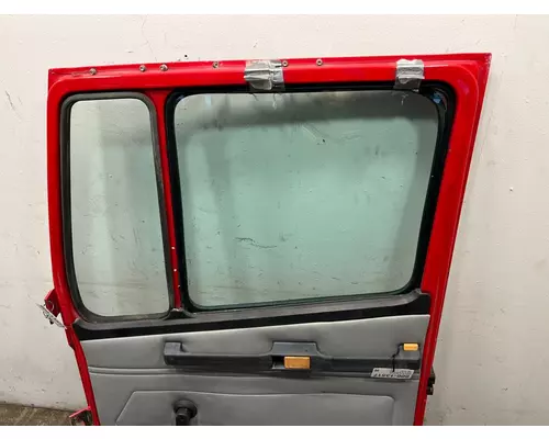 FREIGHTLINER FL70 Door Assembly, Front