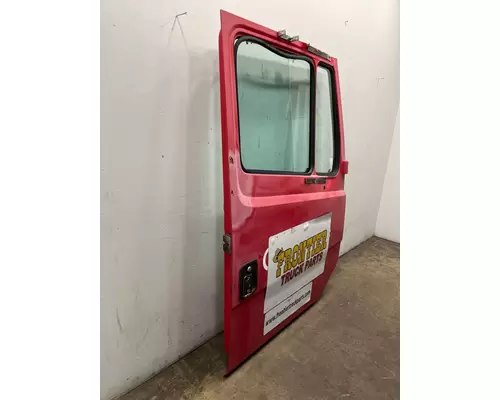 FREIGHTLINER FL70 Door Assembly, Front