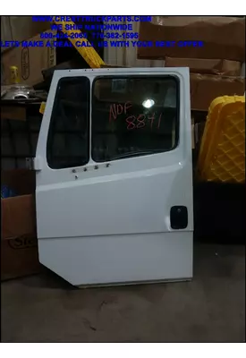 FREIGHTLINER FL70 Door Assembly, Front