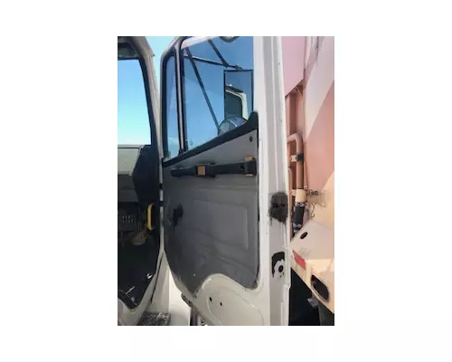 FREIGHTLINER FL70 Door Assembly, Front