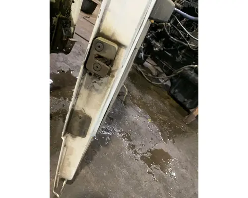FREIGHTLINER FL70 Door Assembly, Front