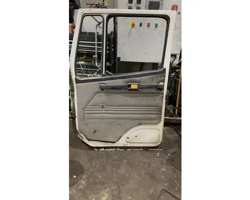 FREIGHTLINER FL70 Door Assembly, Front