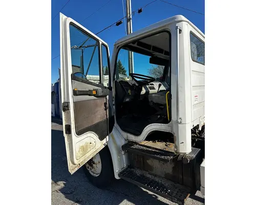 FREIGHTLINER FL70 Door Assembly, Front