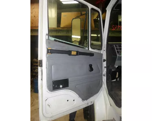 FREIGHTLINER FL70 Door Assembly, Front