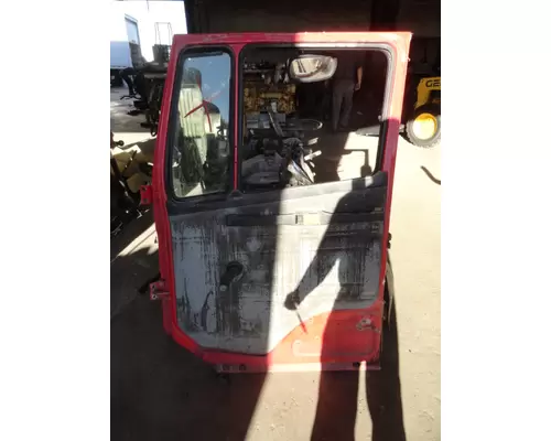 FREIGHTLINER FL70 Door Assembly, Front