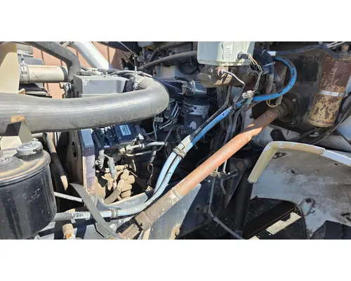 FREIGHTLINER FL70 Engine Assembly