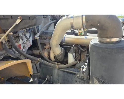 FREIGHTLINER FL70 Engine Assembly