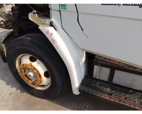 FREIGHTLINER FL70 FENDER EXTENSION