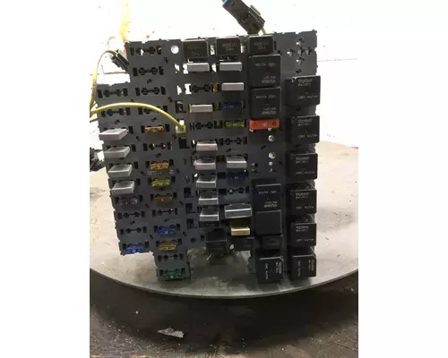 FREIGHTLINER FL70 FUSE BOX