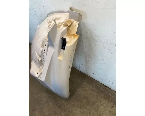 FREIGHTLINER FL70 Fender Extension