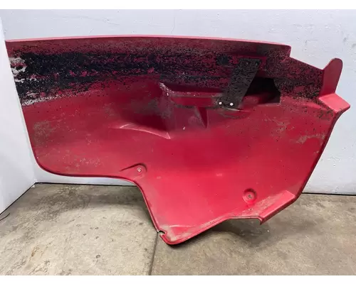FREIGHTLINER FL70 Fender Extension