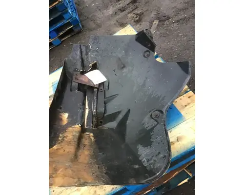 FREIGHTLINER FL70 Fender Extension