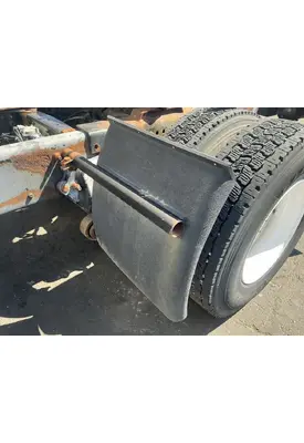 FREIGHTLINER FL70 Fender