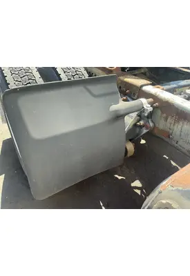 FREIGHTLINER FL70 Fender