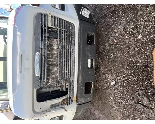 FREIGHTLINER FL70 Grille