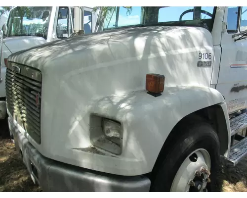 FREIGHTLINER FL70 HOOD