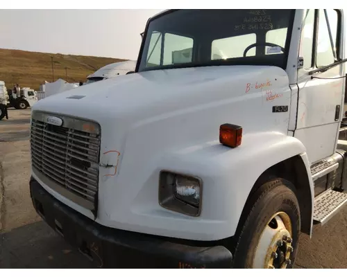 FREIGHTLINER FL70 HOOD