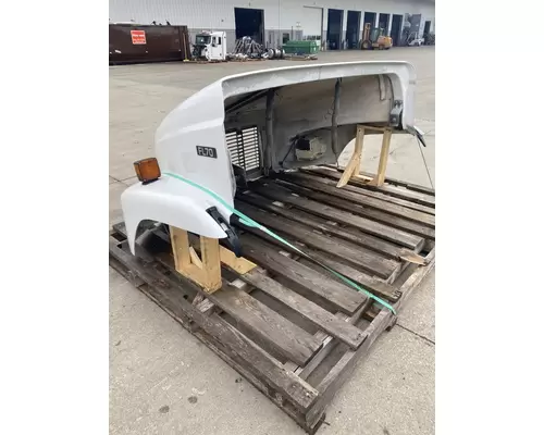 FREIGHTLINER FL70 Hood
