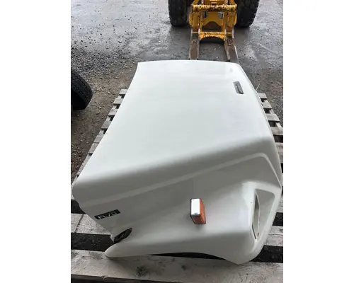 FREIGHTLINER FL70 Hood
