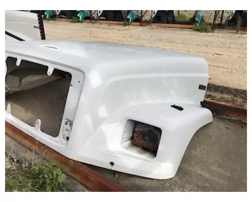 FREIGHTLINER FL70 Hood