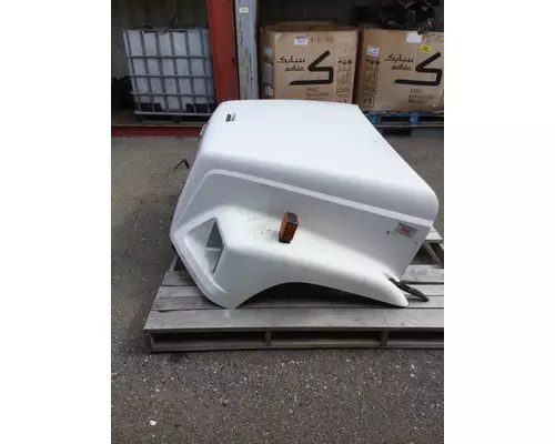 FREIGHTLINER FL70 Hood