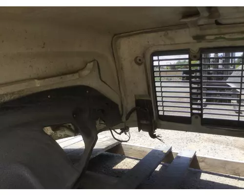 FREIGHTLINER FL70 Hood