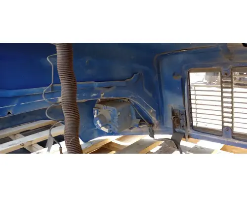 FREIGHTLINER FL70 Hood