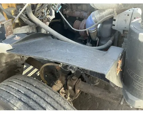 FREIGHTLINER FL70 Inner Fender
