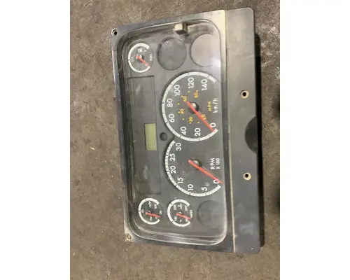FREIGHTLINER FL70 Instrument Cluster