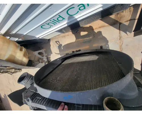 FREIGHTLINER FL70 Intercooler