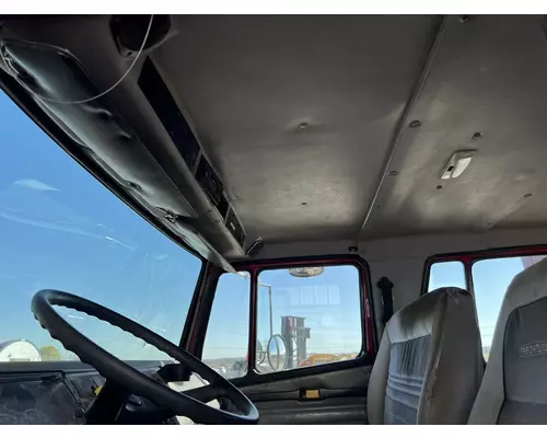 FREIGHTLINER FL70 Interior Sun Visor