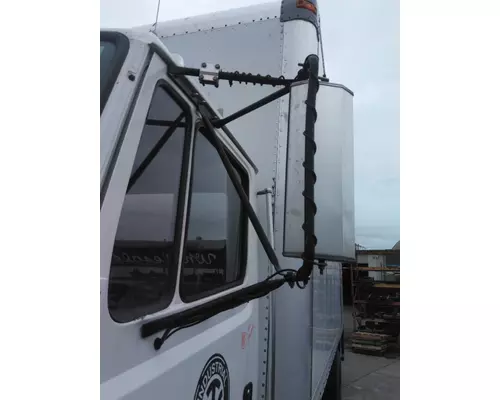 FREIGHTLINER FL70 MIRROR ASSEMBLY CABDOOR